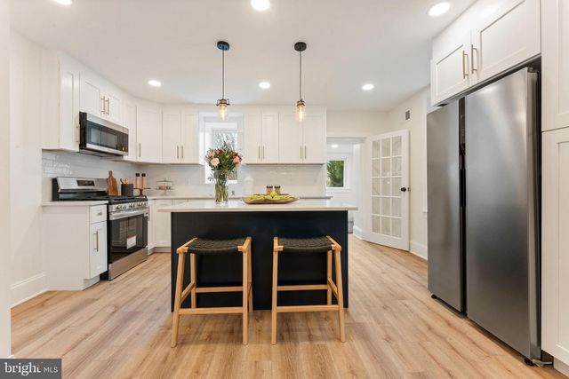 209 MERION AVE, Narberth, PA 19072