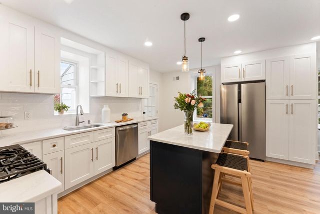 209 MERION AVE, Narberth, PA 19072