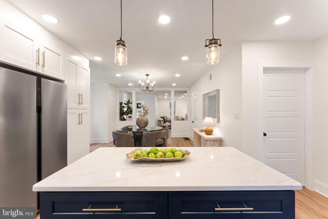 209 MERION AVE, Narberth, PA 19072