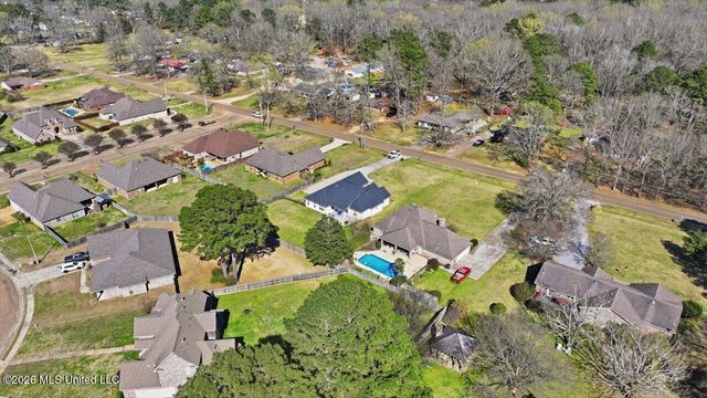 1347 S Old Highway 49, Richland, MS 39218