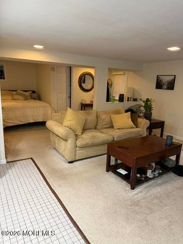 390 Church Street, Belford, NJ 07718