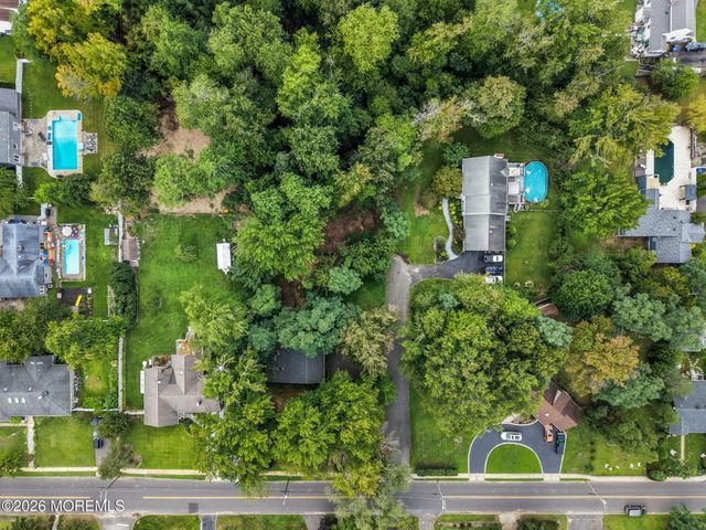 390 Church Street, Belford, NJ 07718