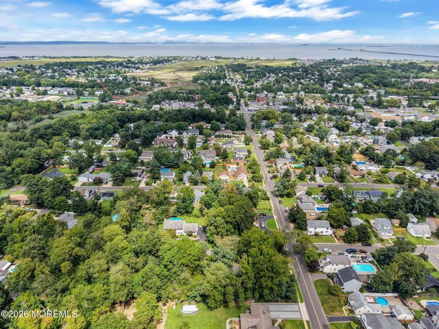390 Church Street, Belford, NJ 07718