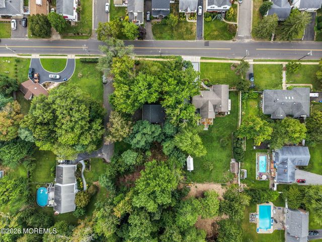 390 Church Street, Belford, NJ 07718