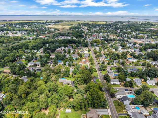 390 Church Street, Belford, NJ 07718