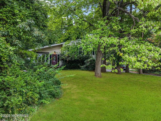 390 Church Street, Belford, NJ 07718