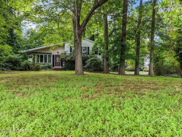 390 Church Street, Belford, NJ 07718