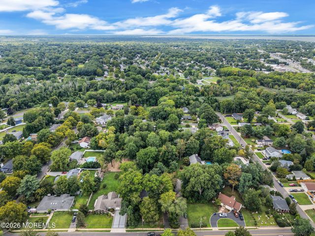 390 Church Street, Belford, NJ 07718