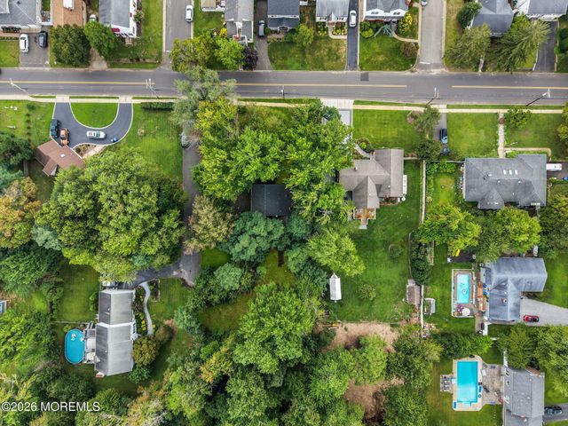 390 Church Street, Belford, NJ 07718
