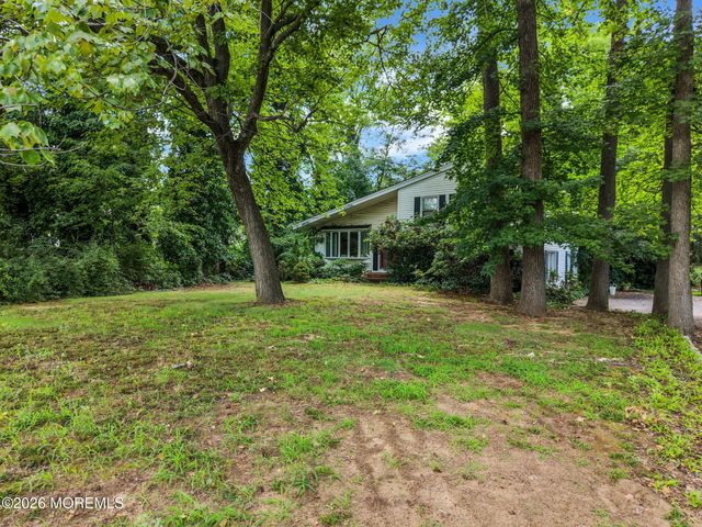 390 Church Street, Belford, NJ 07718