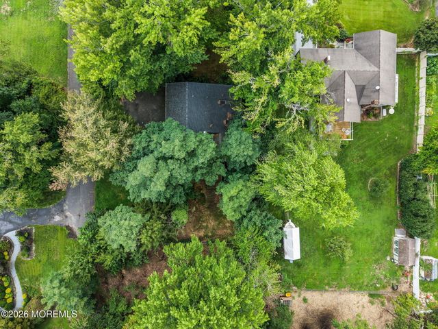 390 Church Street, Belford, NJ 07718
