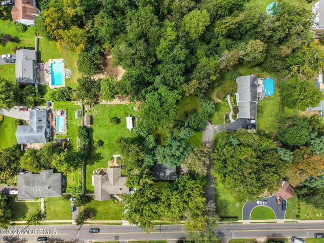 390 Church Street, Belford, NJ 07718