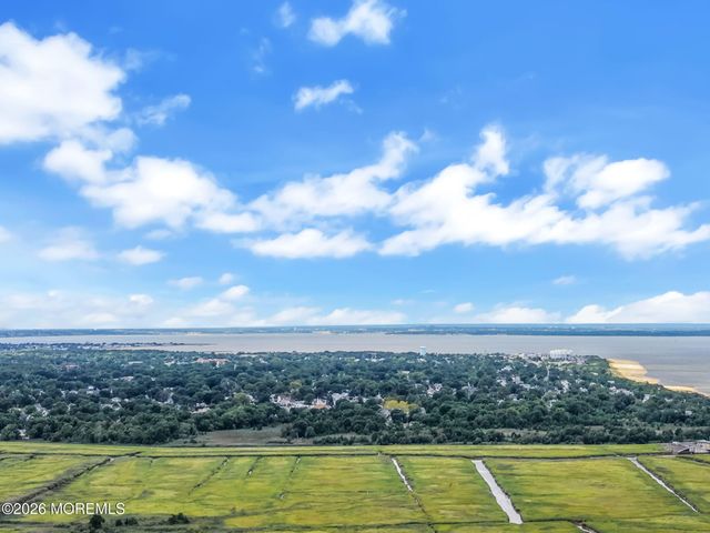 390 Church Street, Belford, NJ 07718