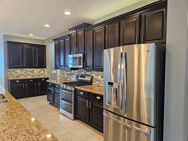 924 BUTTERCUP GLEN, Bradenton, FL 34212