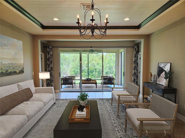 924 BUTTERCUP GLEN, Bradenton, FL 34212