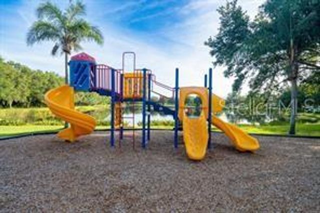 924 BUTTERCUP GLEN, Bradenton, FL 34212