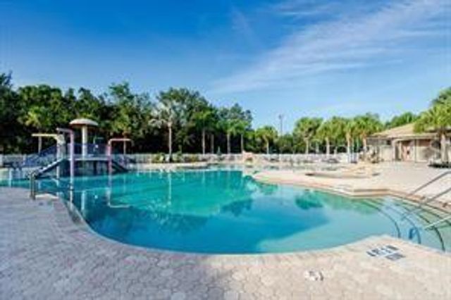 924 BUTTERCUP GLEN, Bradenton, FL 34212