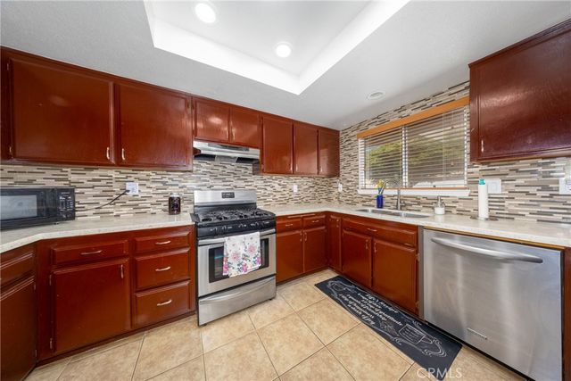 19388 Corwin, Apple Valley, CA 92307