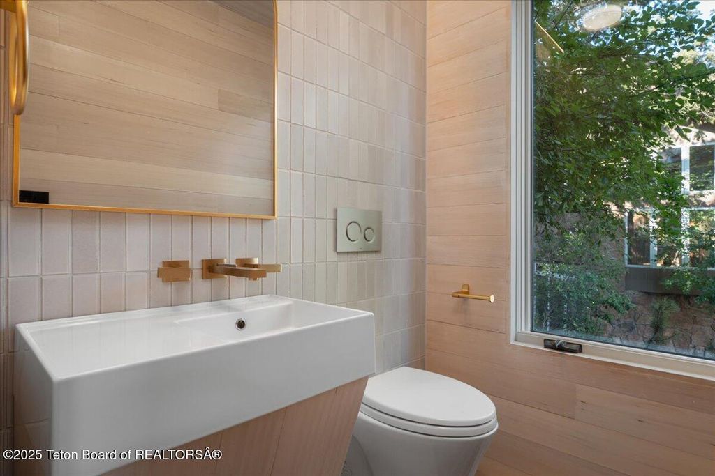 3519 W MCCOLLISTER Drive, Teton Village, WY 83025 photo 11