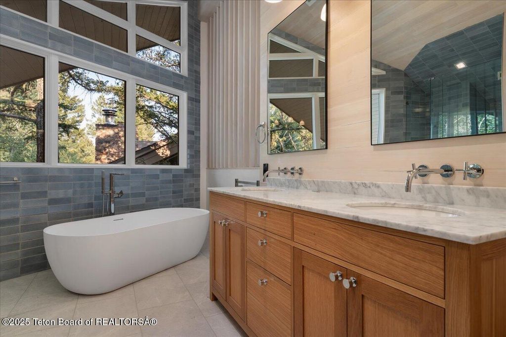 3519 W MCCOLLISTER Drive, Teton Village, WY 83025 photo 16