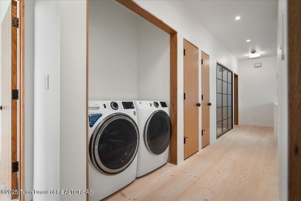 3519 W MCCOLLISTER Drive, Teton Village, WY 83025 photo 18