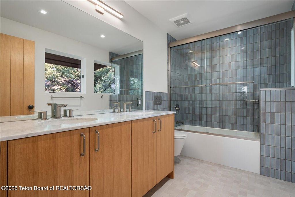 3519 W MCCOLLISTER Drive, Teton Village, WY 83025 photo 23