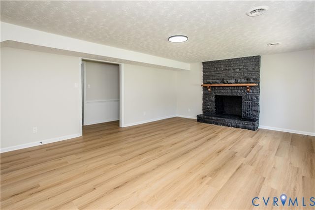 1300 Covington Rd, Colonial Heights, VA 23834