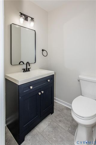 1300 Covington Rd, Colonial Heights, VA 23834