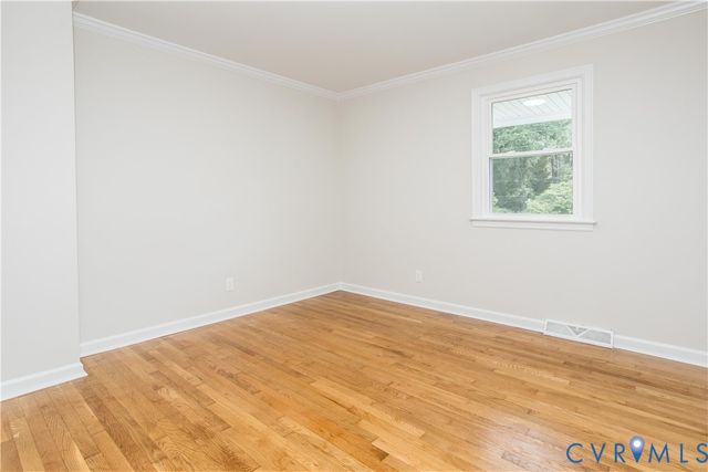 1300 Covington Rd, Colonial Heights, VA 23834