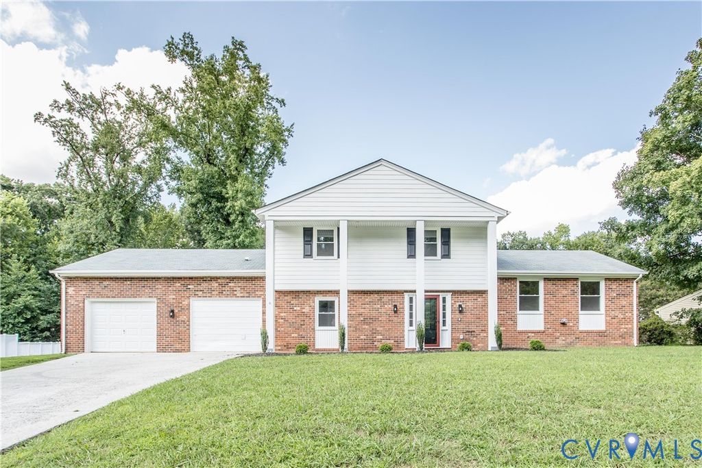 1300 Covington Rd, Colonial Heights, VA 23834