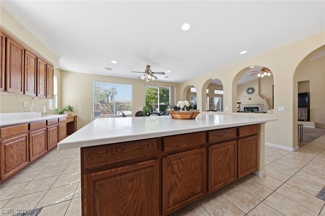 8609 Spotted Fawn Court, Las Vegas, NV 89131