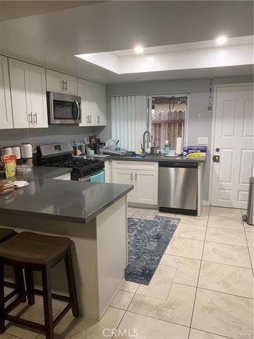 2625 W Orion, Santa Ana, CA 92704