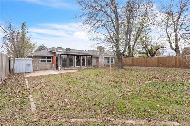 613 Victoria Drive, Yukon, OK 73099