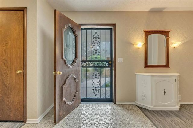 613 Victoria Drive, Yukon, OK 73099