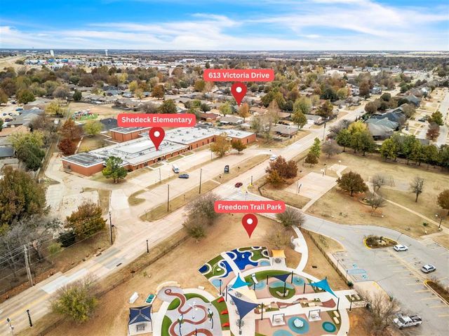 613 Victoria Drive, Yukon, OK 73099