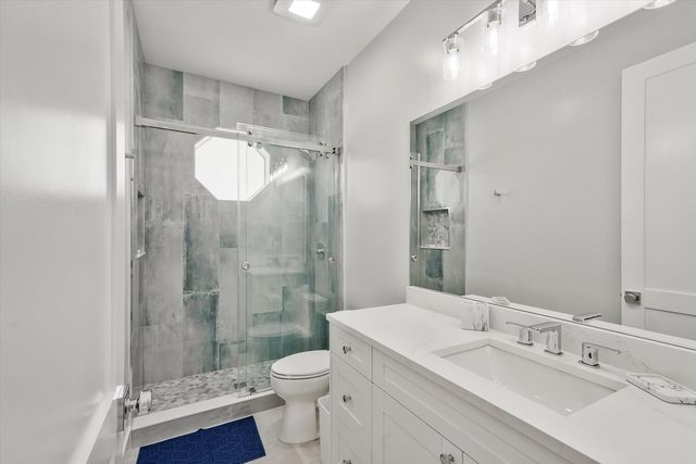 425 Hugh Street, Jupiter, FL 33458