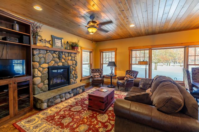 11472 Lynn Boyd Way Cottage 2 All 4 Fractions, Crosslake, MN 56442