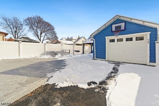 273 E 6Th St, Clifton City, NJ 07011