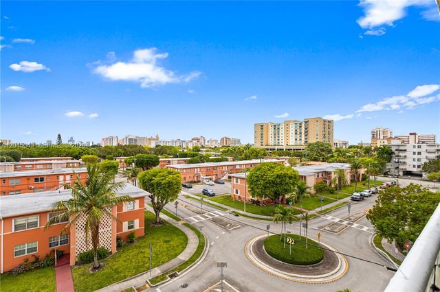3551 SW 9th Ter 502, Miami, FL 33135