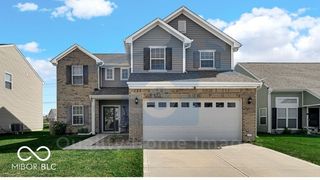 2581 Shadowbrook Trace, Greenwood, IN 46143