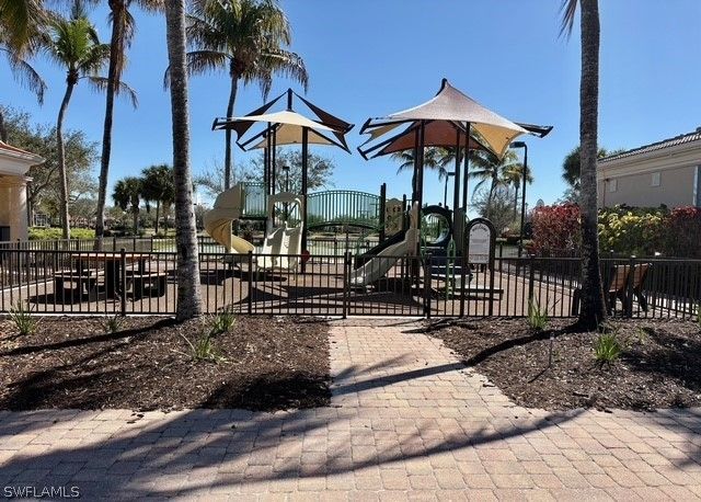 7131 Marconi CT, Naples, FL 34114