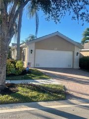 7131 Marconi CT, Naples, FL 34114