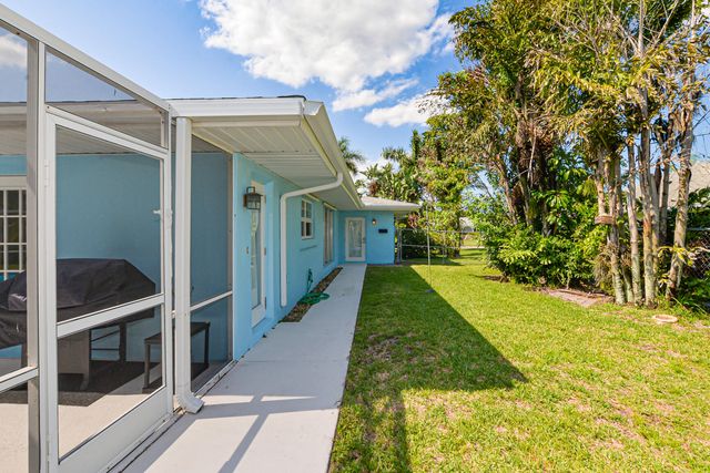 1530 SE Sunshine Avenue, Port St. Lucie, Port St Lucie, FL 34952