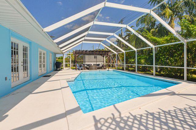1530 SE Sunshine Avenue, Port St. Lucie, Port St Lucie, FL 34952