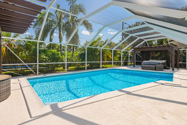 1530 SE Sunshine Avenue, Port St. Lucie, Port St Lucie, FL 34952