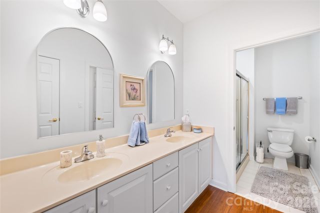 8579 Highland Glen Drive, Charlotte, NC 28269