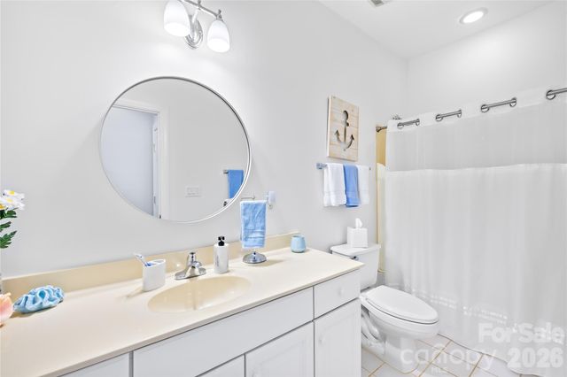 8579 Highland Glen Drive, Charlotte, NC 28269