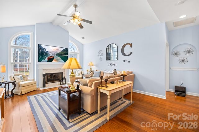 8579 Highland Glen Drive, Charlotte, NC 28269