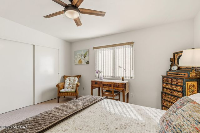 679 W Sunlight Lane, Tucson, AZ 85704