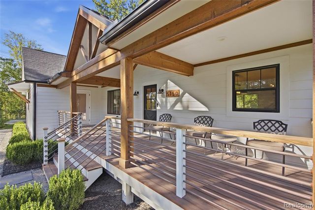 5150 Cheyenne Avenue, Waterford, MI 48327